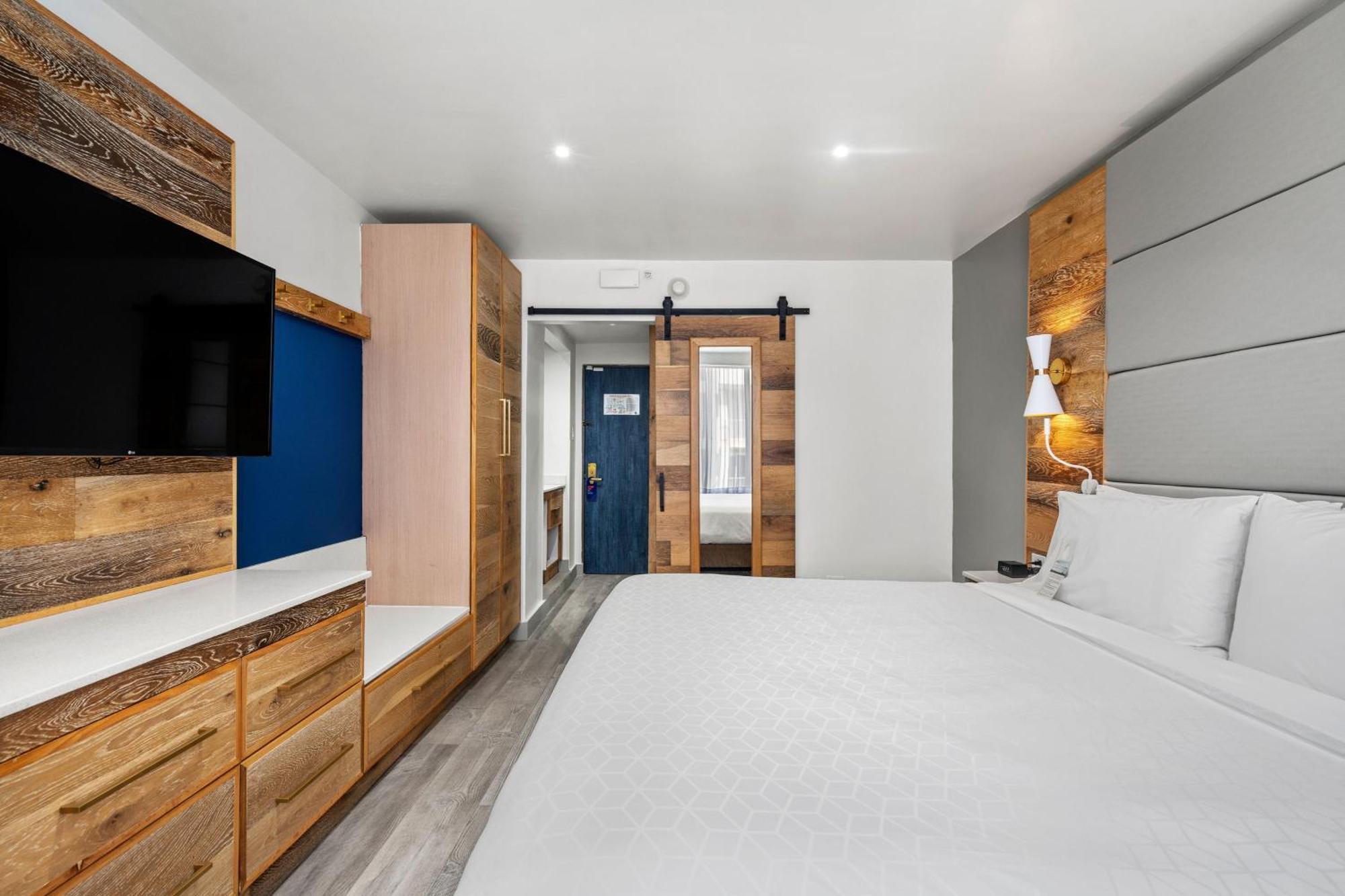 Holiday Inn Express San Juan Condado By Ihg Exterior photo